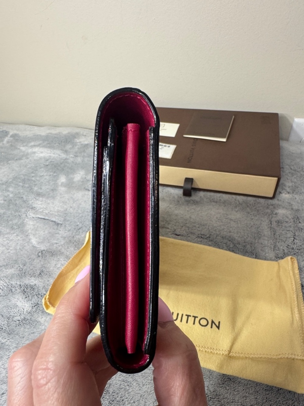 Louis Vuitton Pink Patent Leather Louise Long Wallet - Picture 5 of 14
